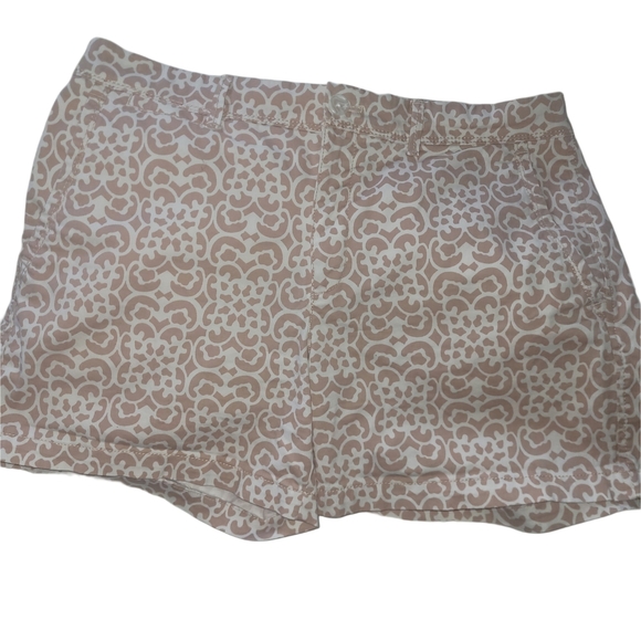 Banana Republic Cream and Tan Patterned Shorts 8 - Picture 1 of 3